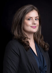 Jennifer Stutzer